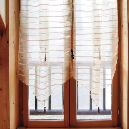 2 Bedroom Awesome In Brucheville