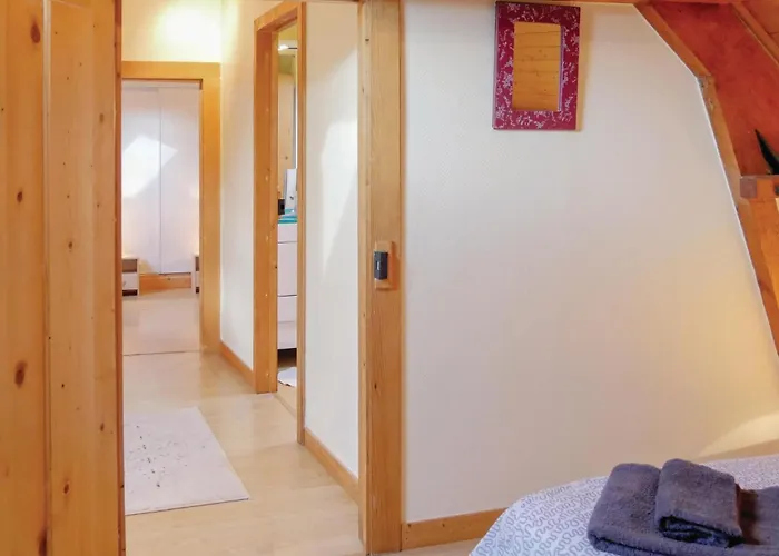 2 Bedroom Awesome In Brucheville *